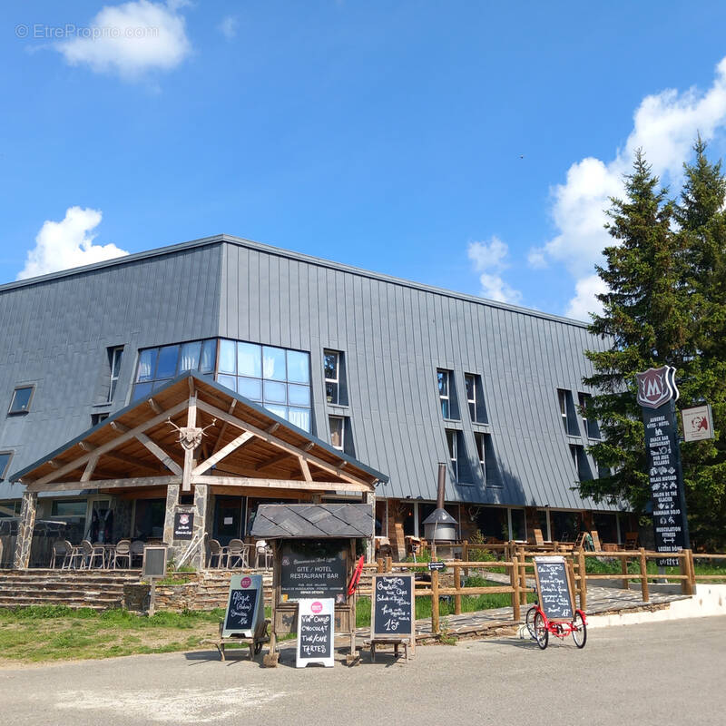 Commerce à LE BLEYMARD