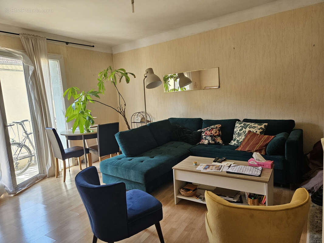 Appartement 69 m² à Orange  - photo 2