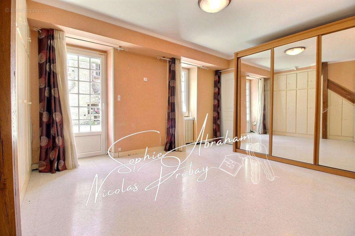 Propriété composée de deux habitations - photo 9