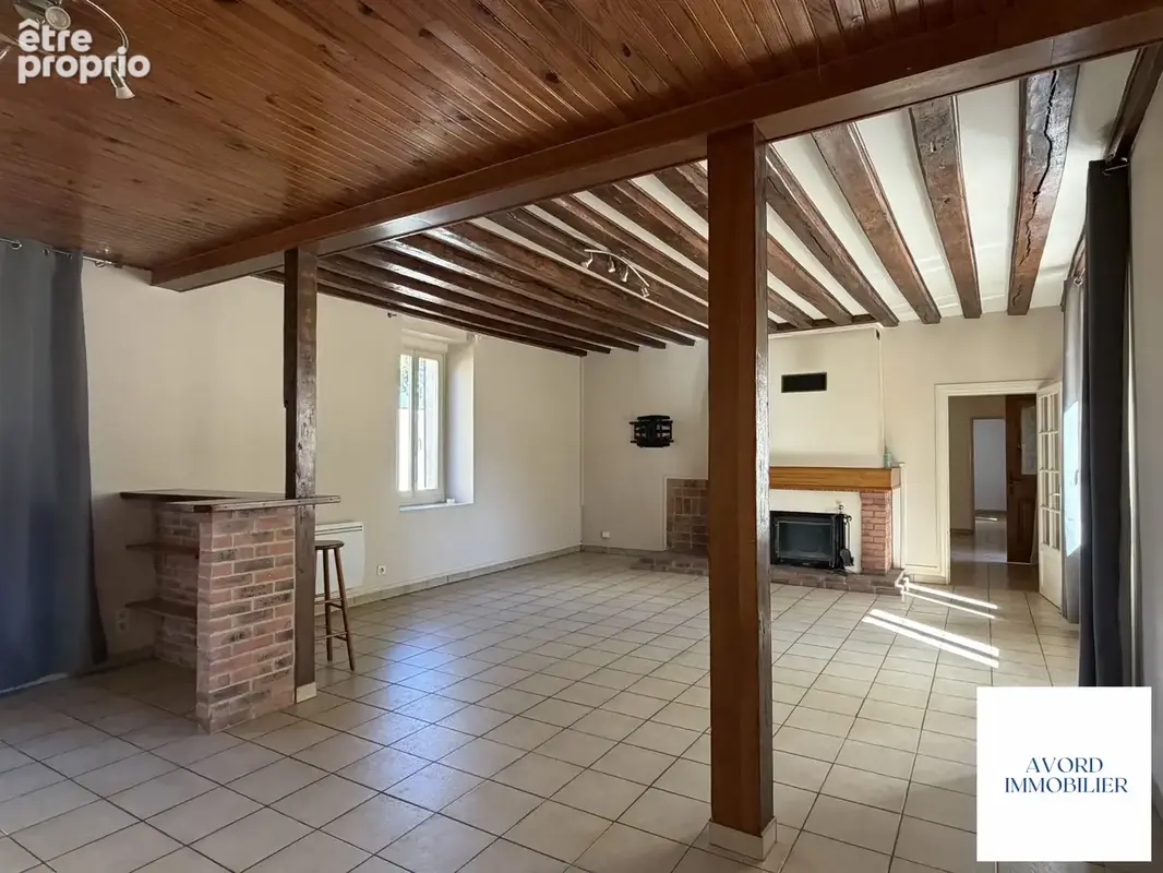 Maison 7 pièces 202 m² à vendre à Etrechy (18800) - photo 3