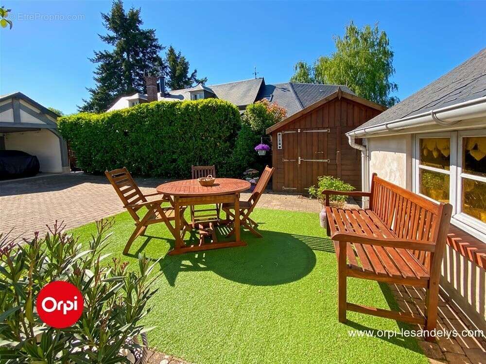 Maison à VAL-DE-REUIL