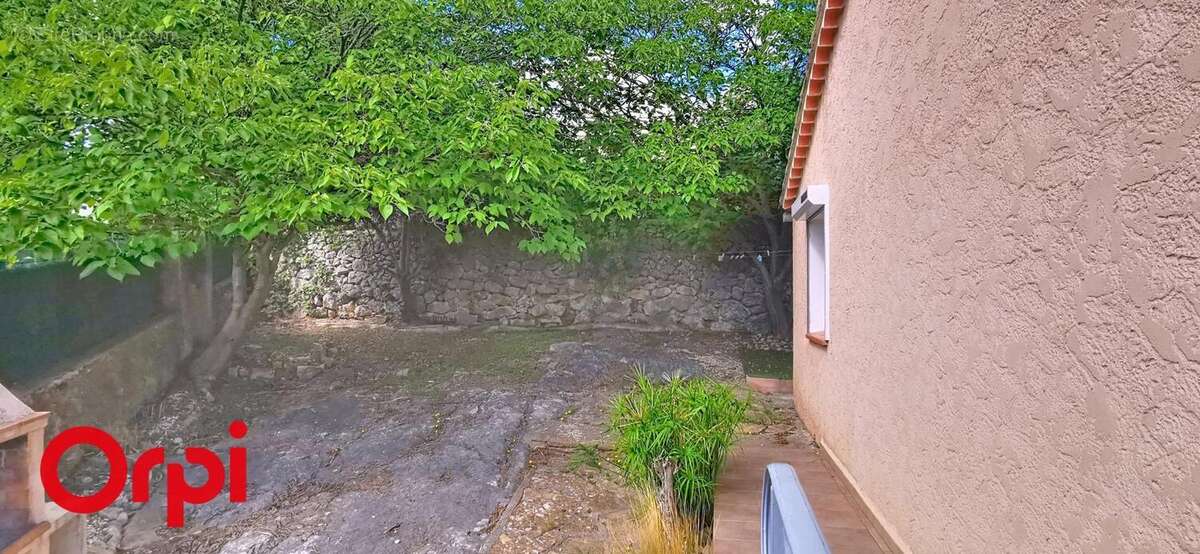 Maison à LA CADIERE-D&#039;AZUR