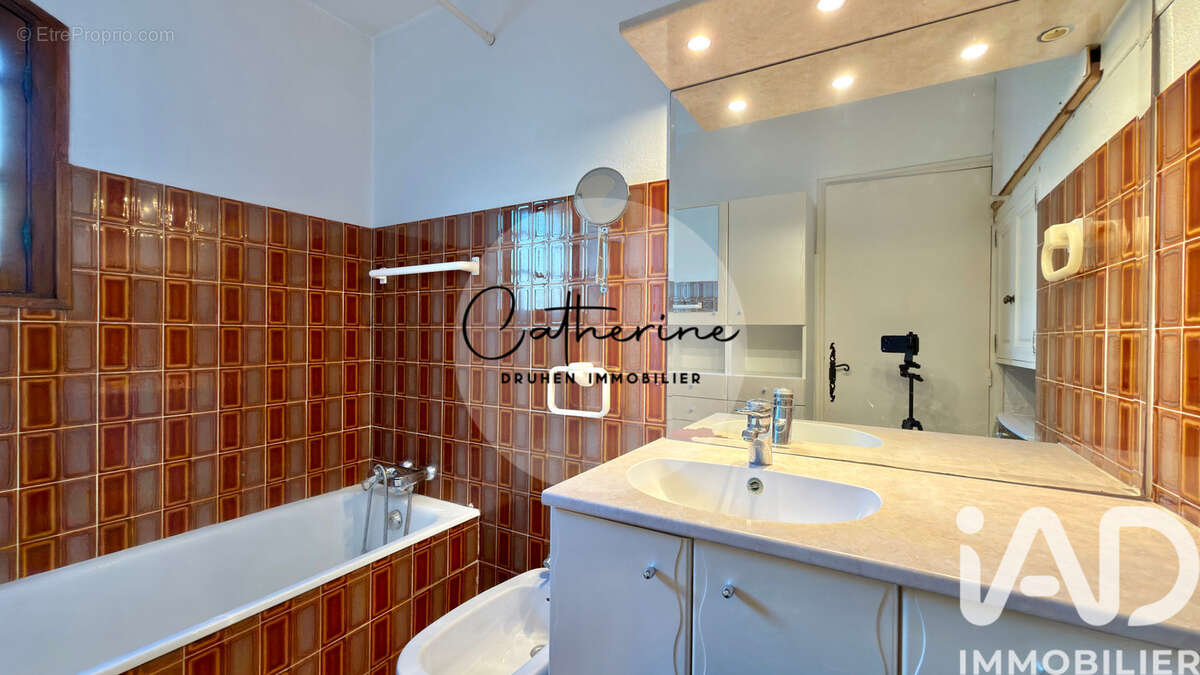 Photo 8 - Appartement à CARQUEIRANNE