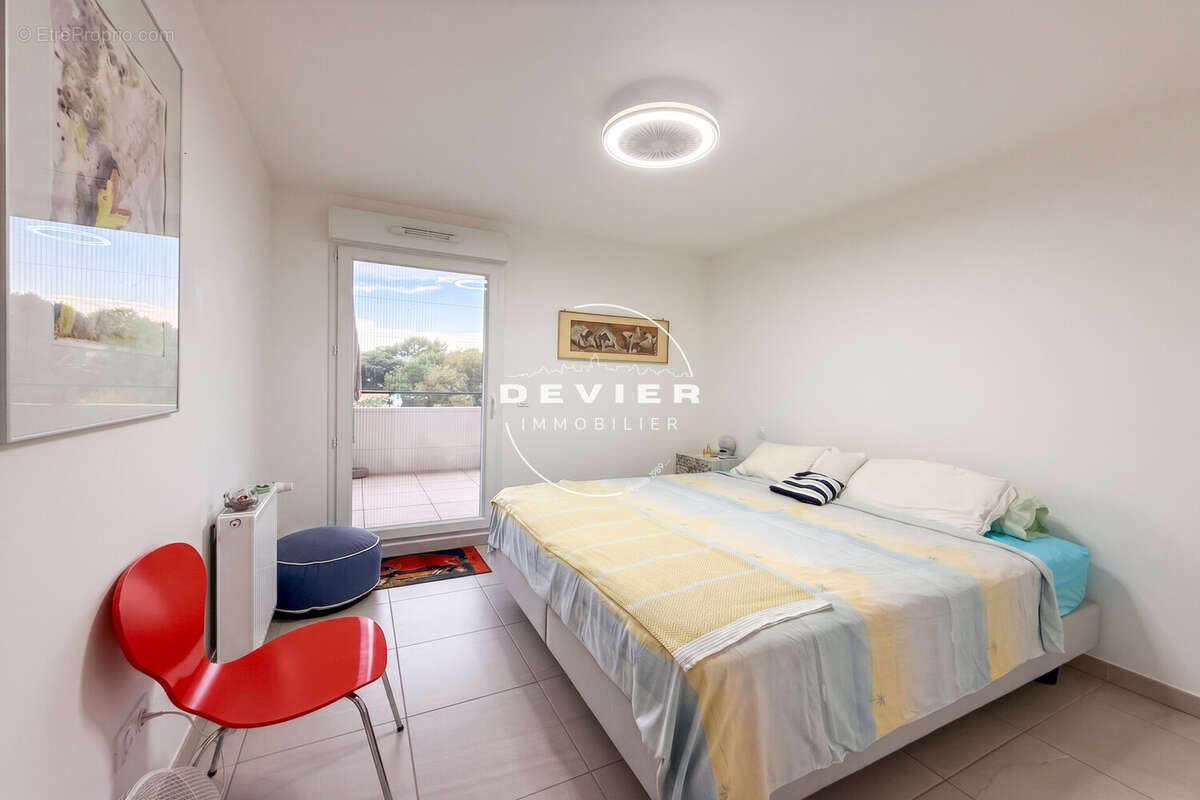 Appartement 74 m² à Restinclieres  - photo 5