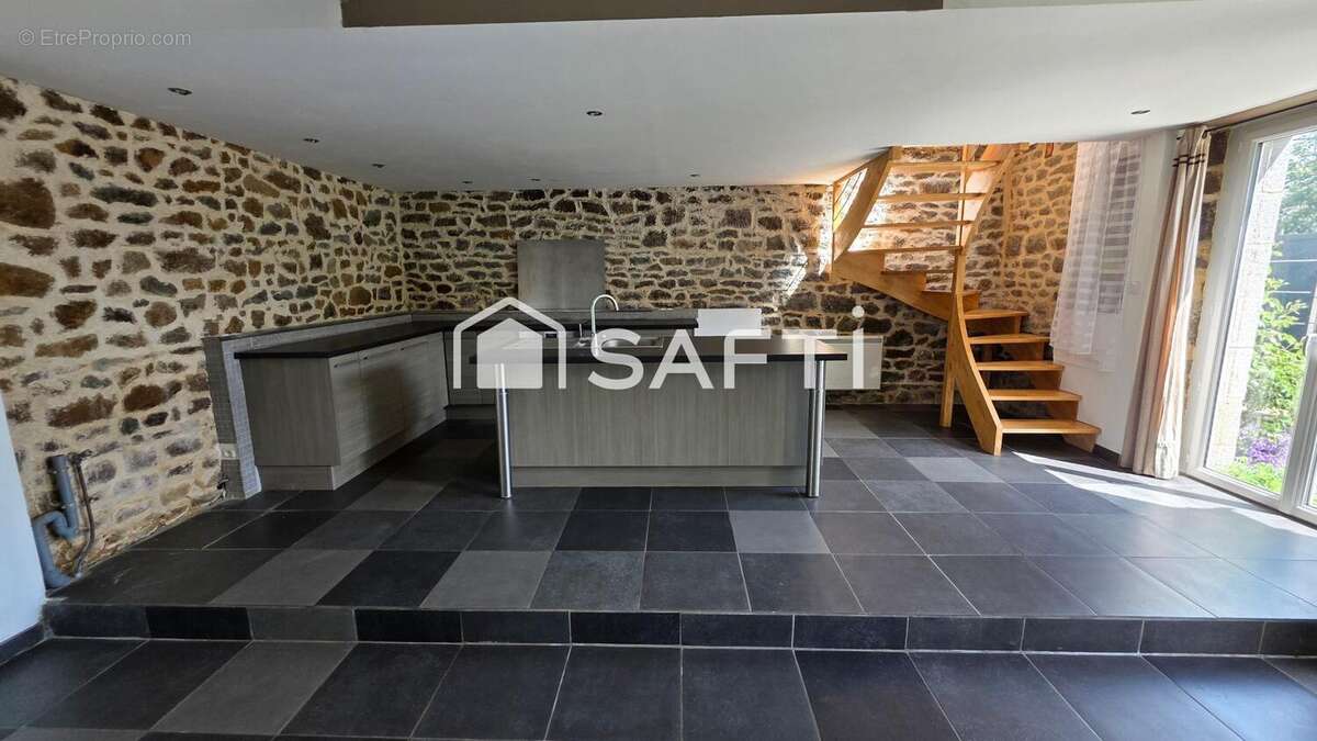 Photo 3 - Maison à SAINT-PIERRE-DE-PLESGUEN