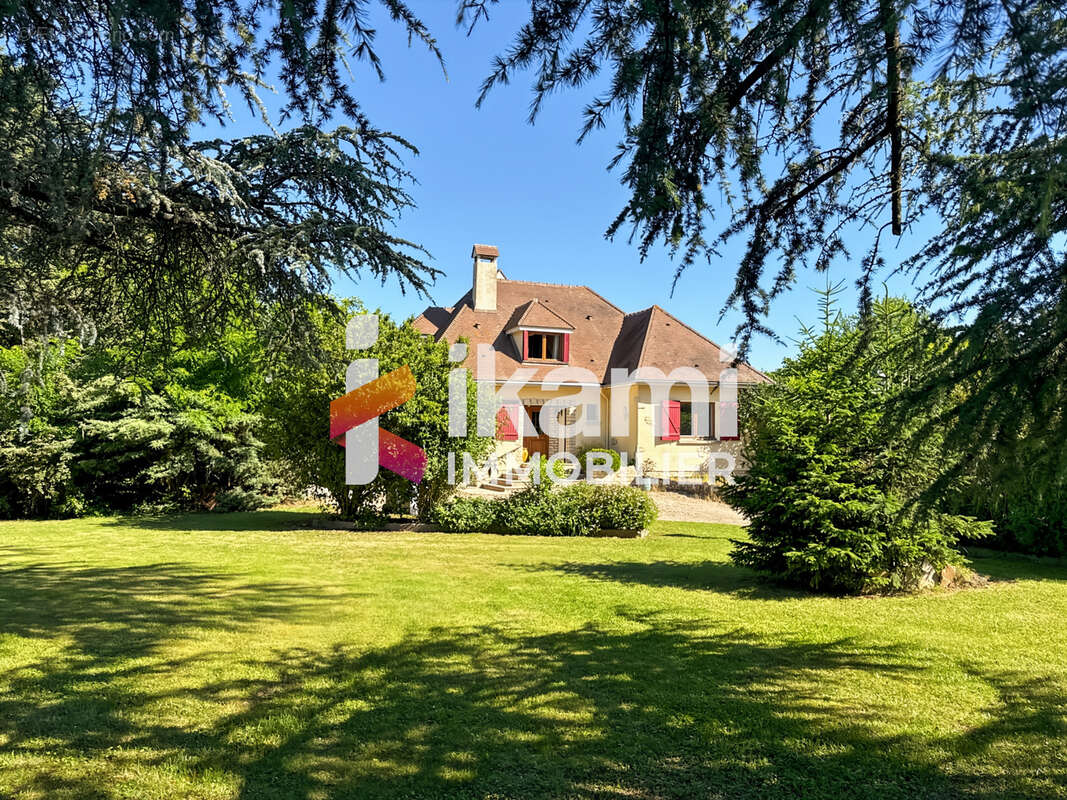 Maison à CHEROY