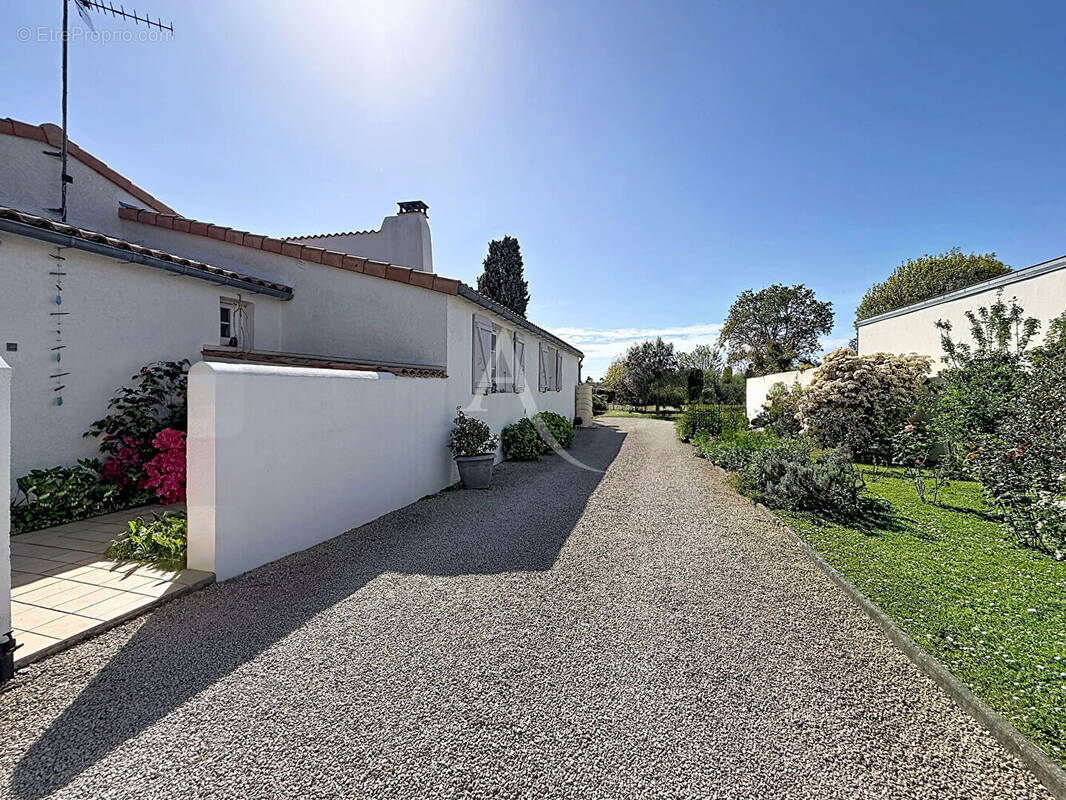 Maison à SALLES-SUR-MER
