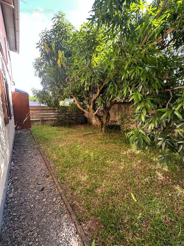 Maison à SAINTE-SUZANNE