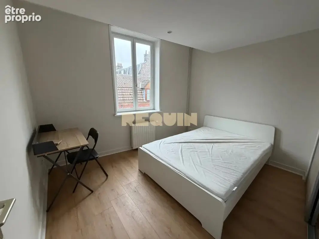 Appartement 101 m² à Lille  - photo 5