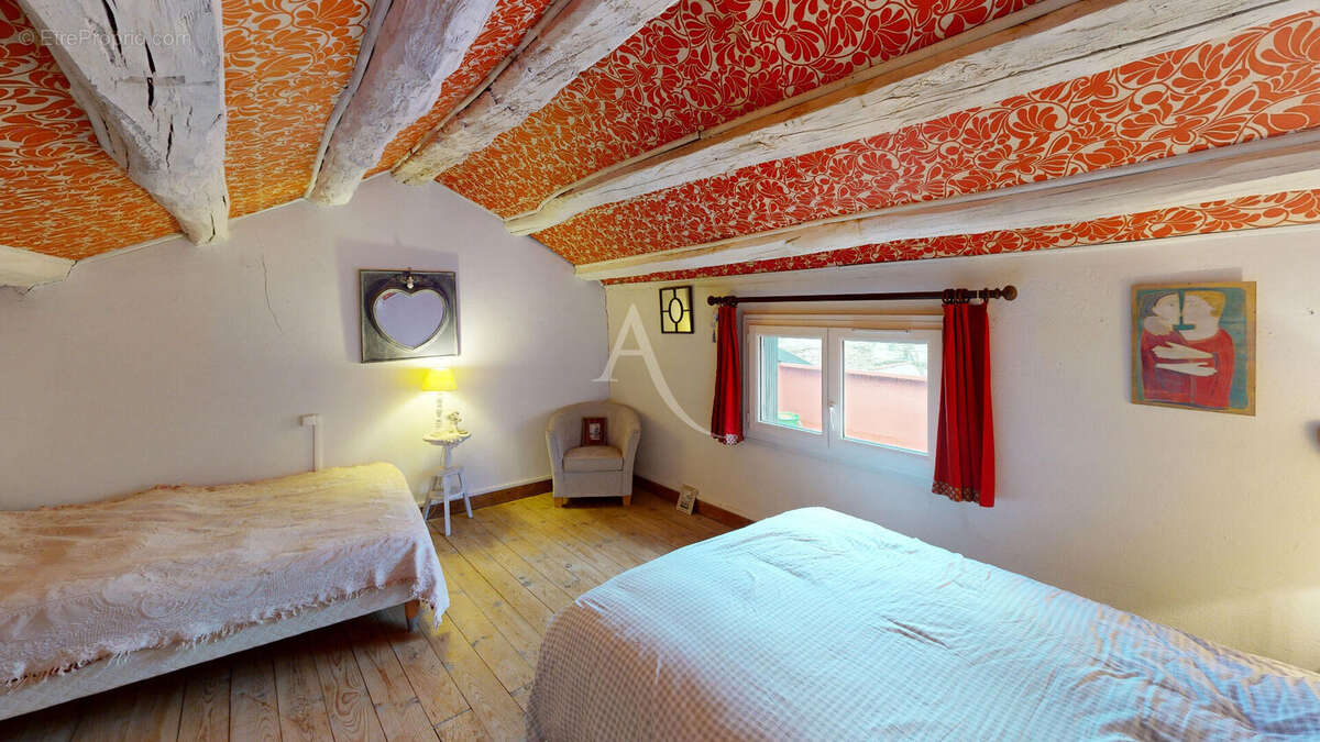 Maison à MIRAVAL-CABARDES