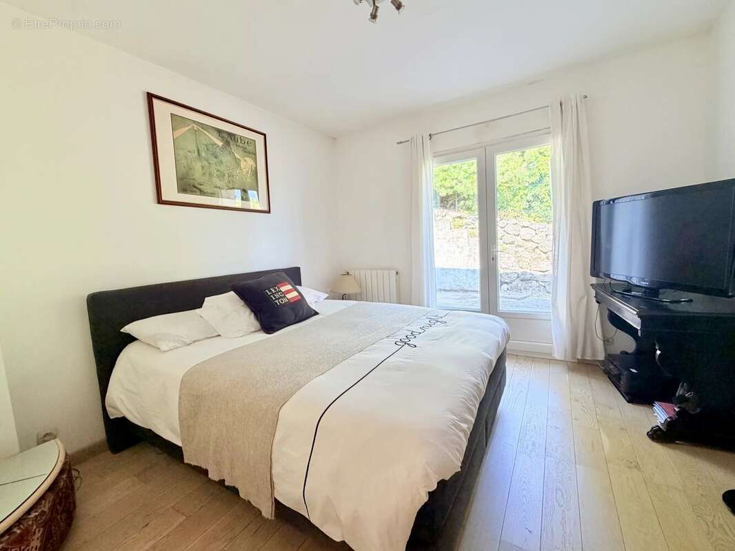  villefranche-sur-mer – élégante propriété provençale  - photo 17