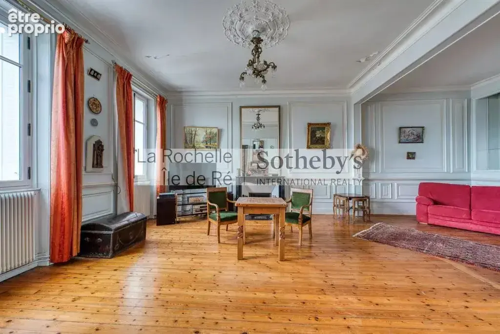 Appartement en centre ville de 110m2 avec deux chambres et ascen - photo 5