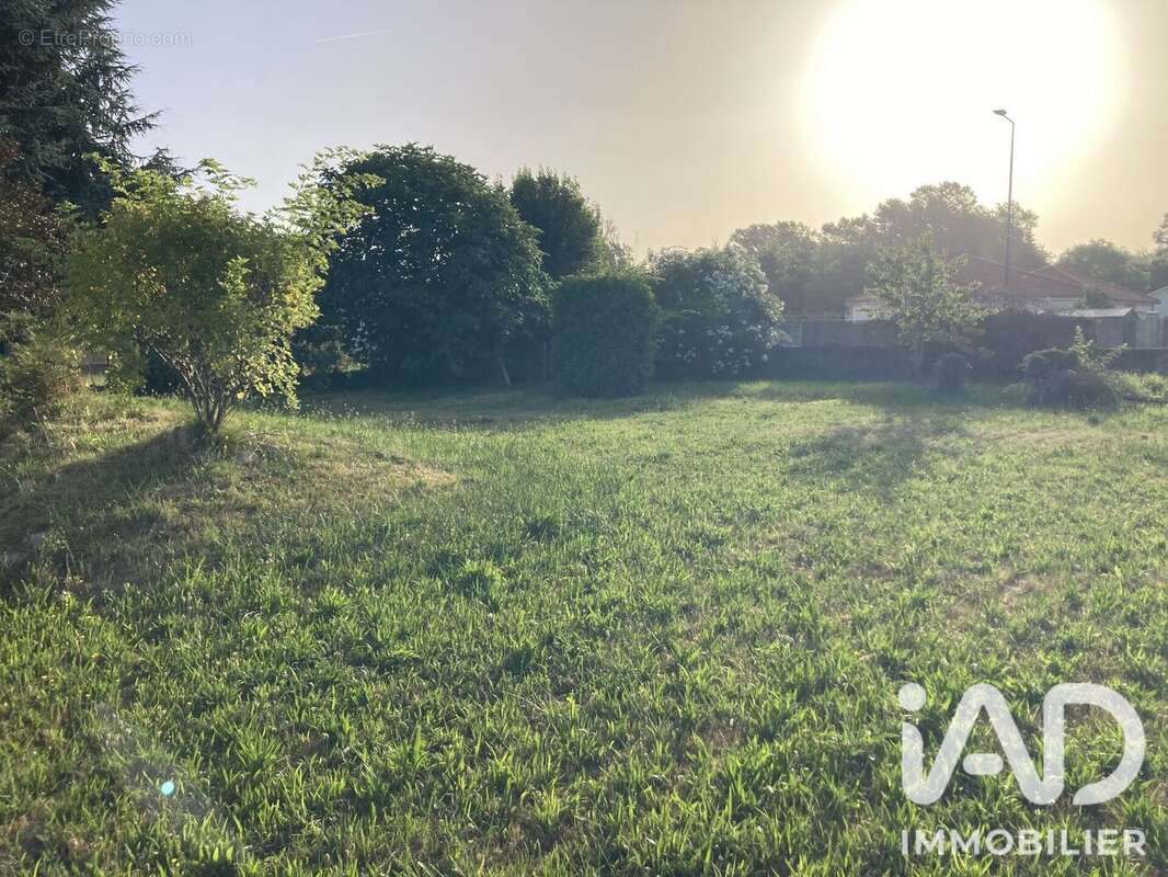 Maison 208 m² à Momeres  - photo 6