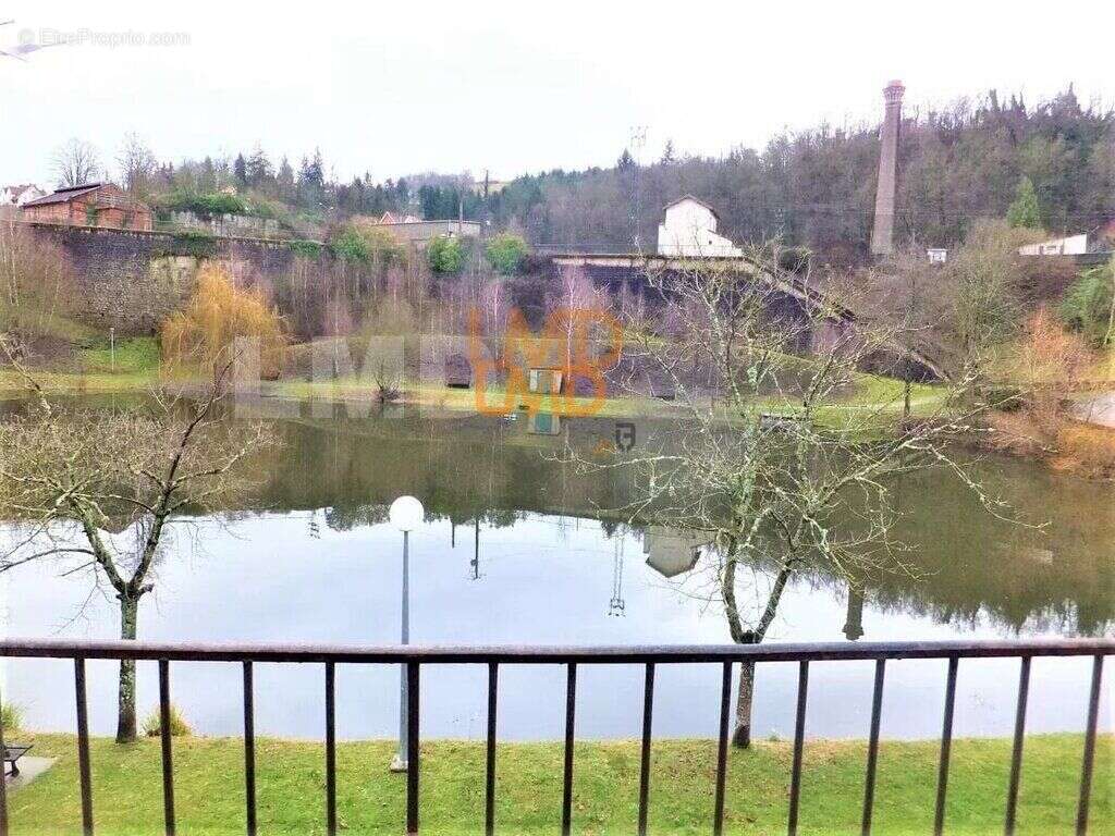 Appartement à AUBIN
