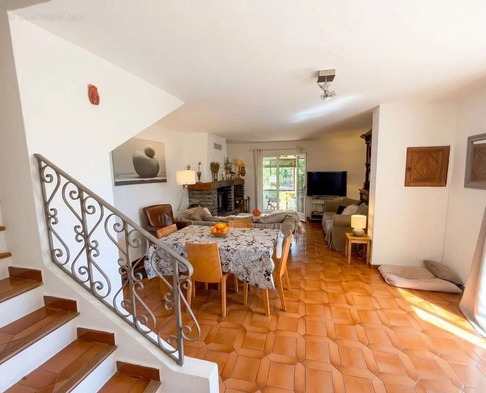 Maison - cotignac - photo 14