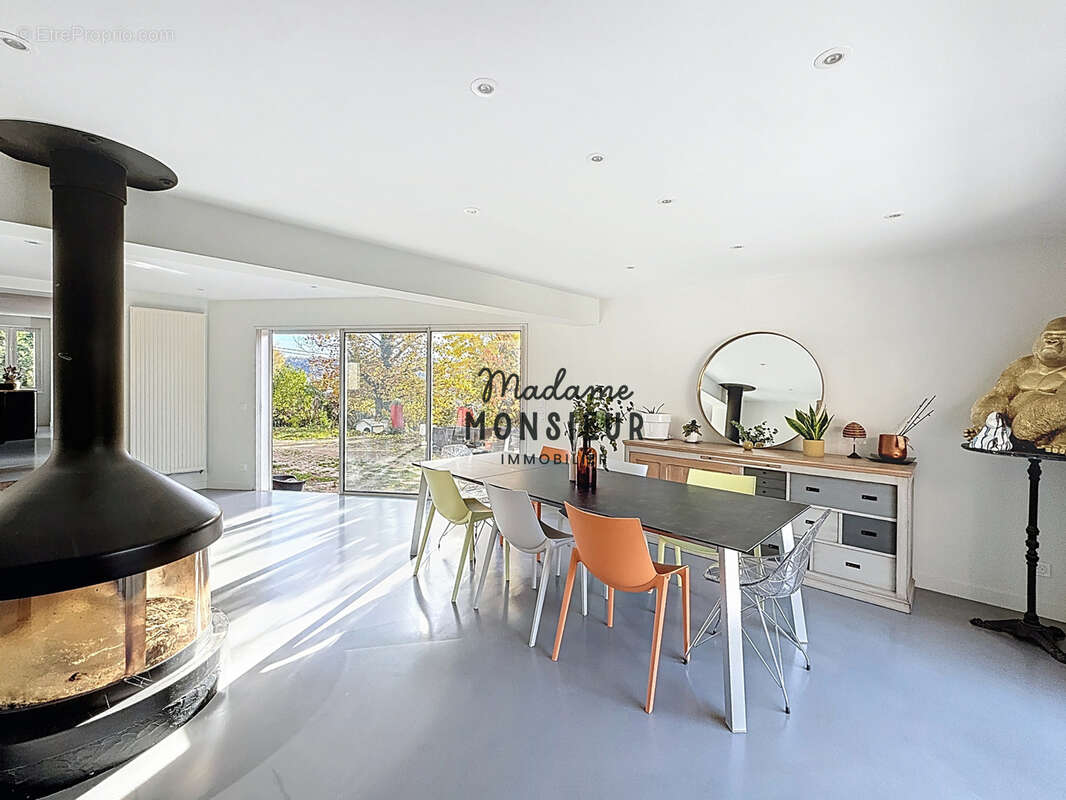 Maison à BOURGOIN-JALLIEU