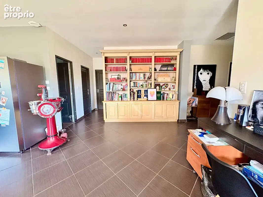 Maison 5 pièces 211 m² à vendre à Pezens (11170) - photo 7
