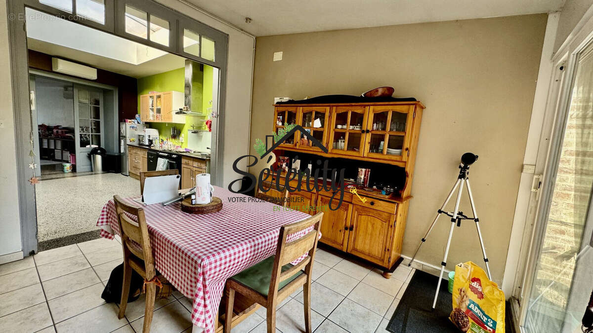 Maison à WALINCOURT-SELVIGNY