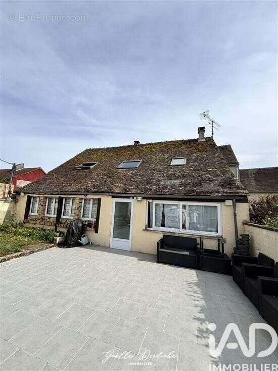 Maison 101 m² à Vimpelles  - photo 2