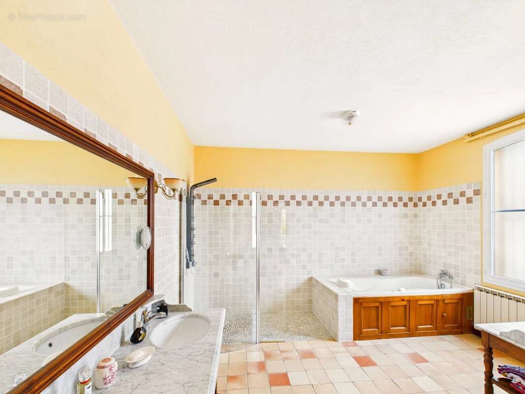 Maison à SAINTE-FOY-LA-GRANDE