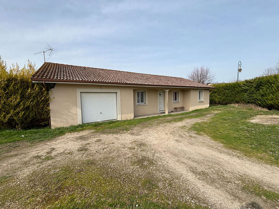 Maison à BALAN