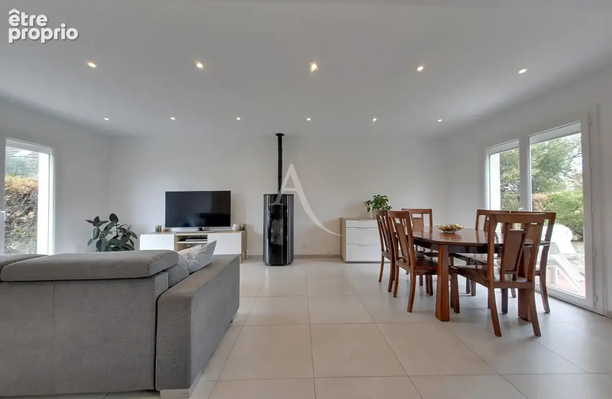 Maison Chevry Cossigny 5 pièces 103 m² + combles aménageables sur 589 m² de terrain - photo 4