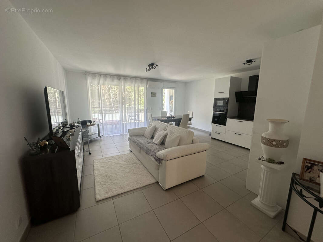 Appartement à CAGNES-SUR-MER