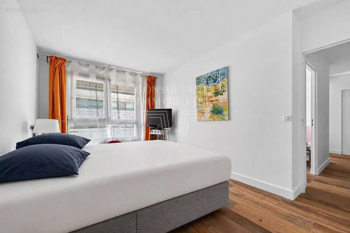 Appartement à LEVALLOIS-PERRET