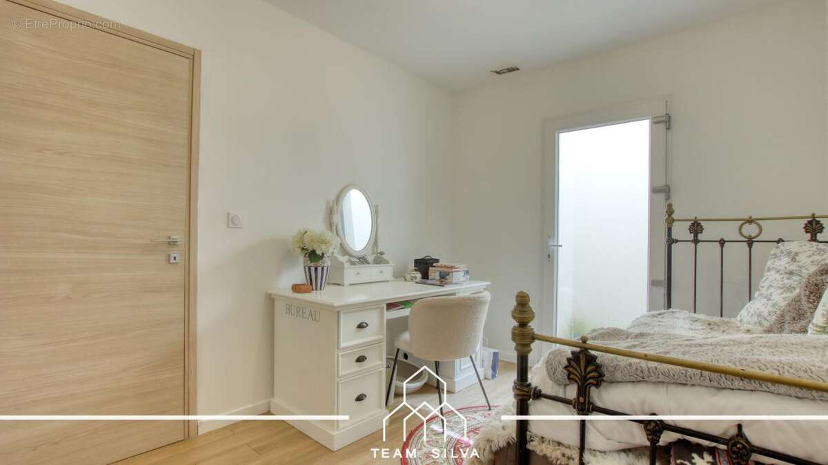 Maison 100 m² à Ternay  - photo 24