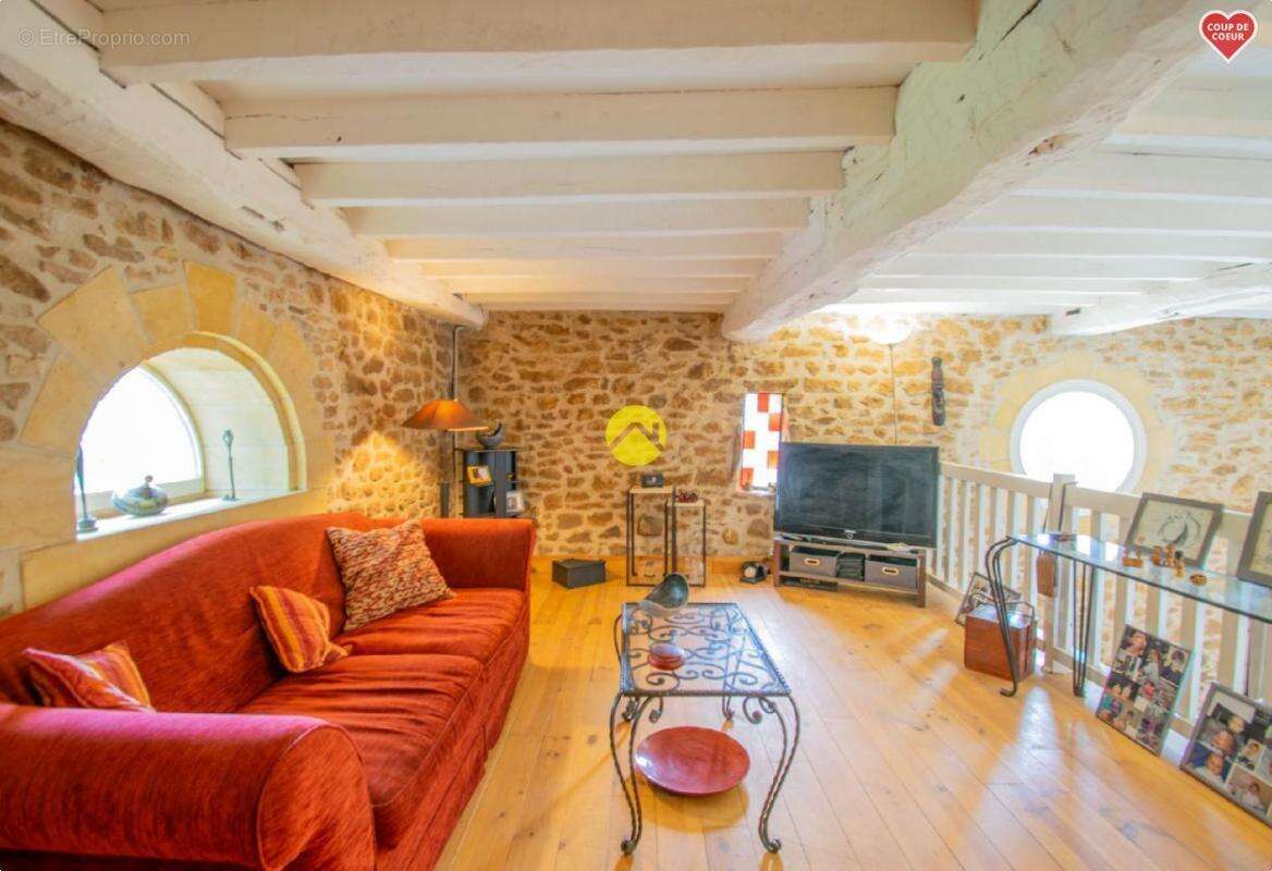 Maison à LE BUISSON-DE-CADOUIN