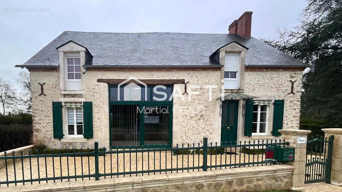 Photo 1 - Maison à SAINTE-THORETTE
