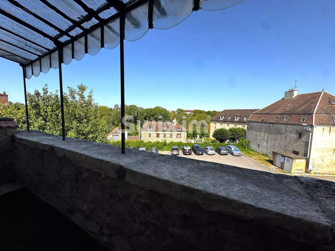 Maison de ville de caractère – 113 m² – Hyper centre avec terrasse - photo 5