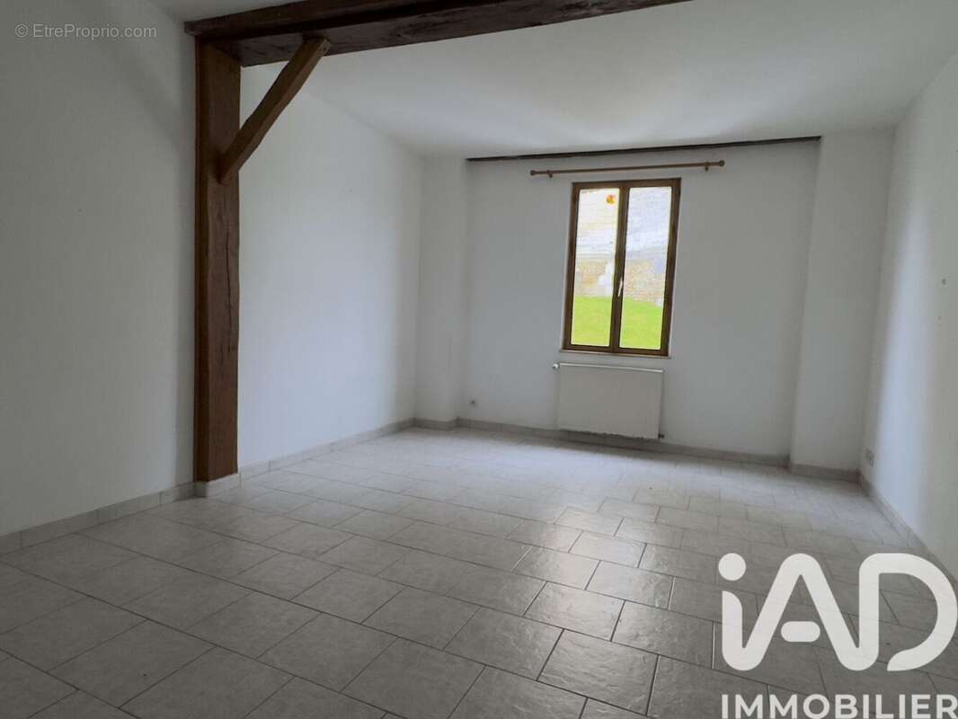 Photo 2 - Appartement à NEUVY-SAUTOUR