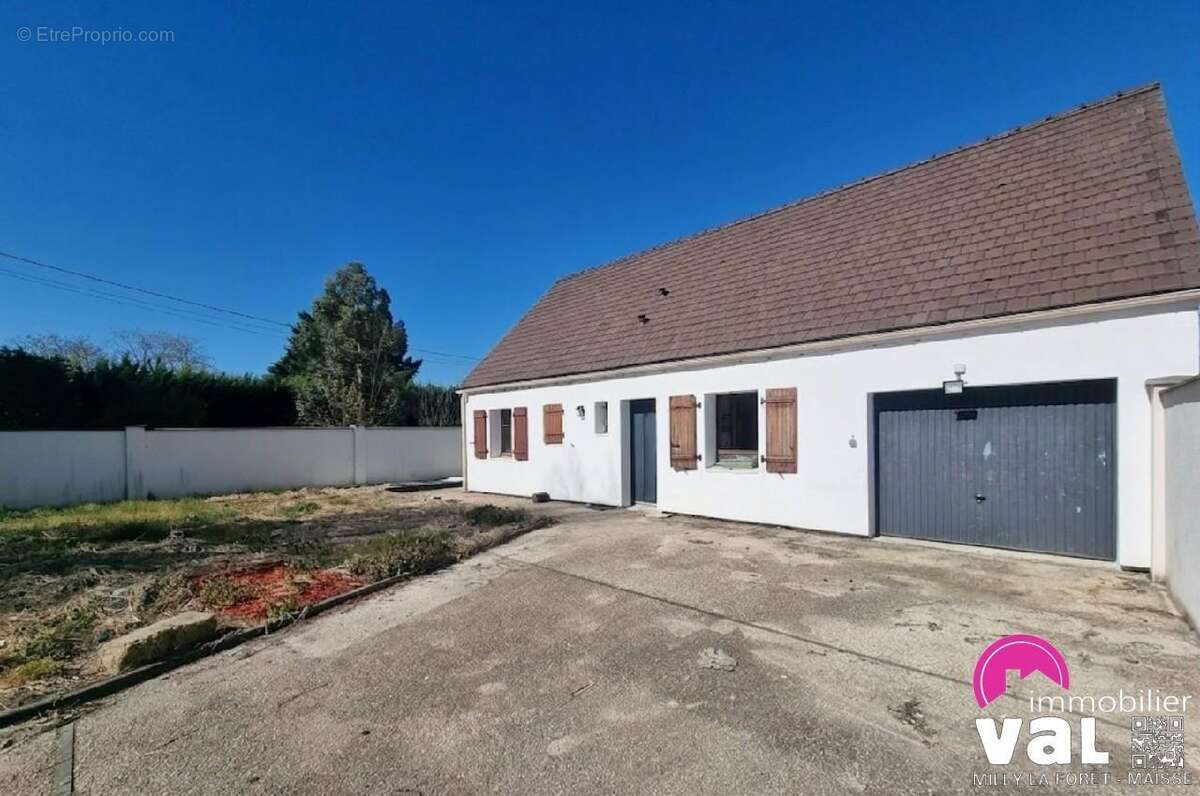 Maison 61 m² à La Chapelle-La-Reine  - photo 2