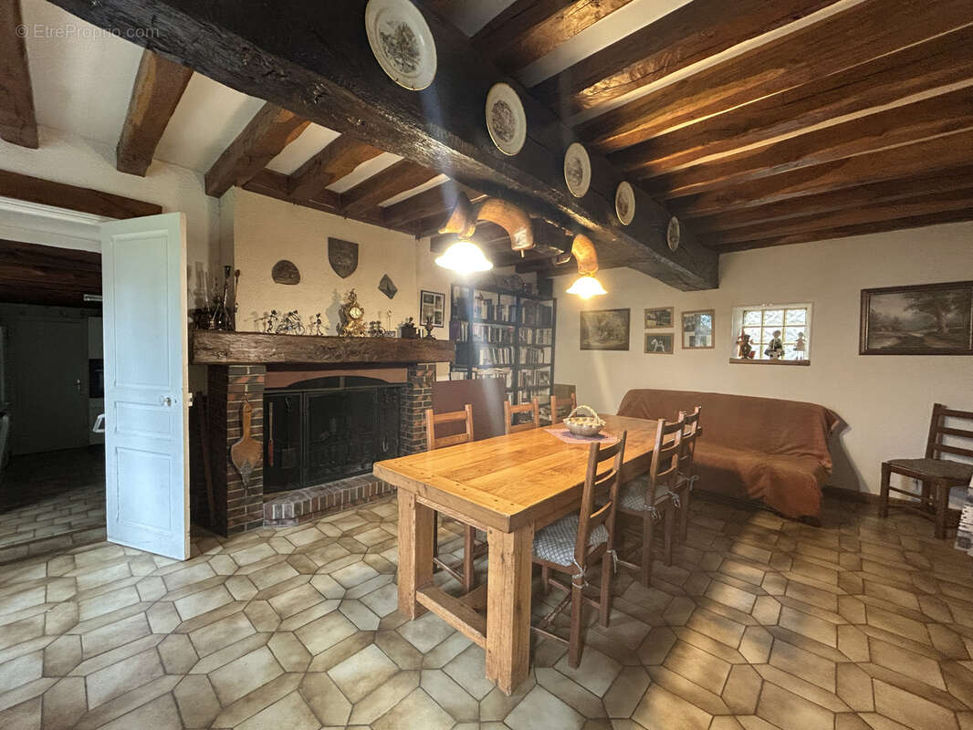Maison à MORTAGNE-AU-PERCHE