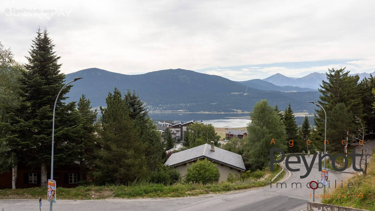 Appartement à LES ANGLES