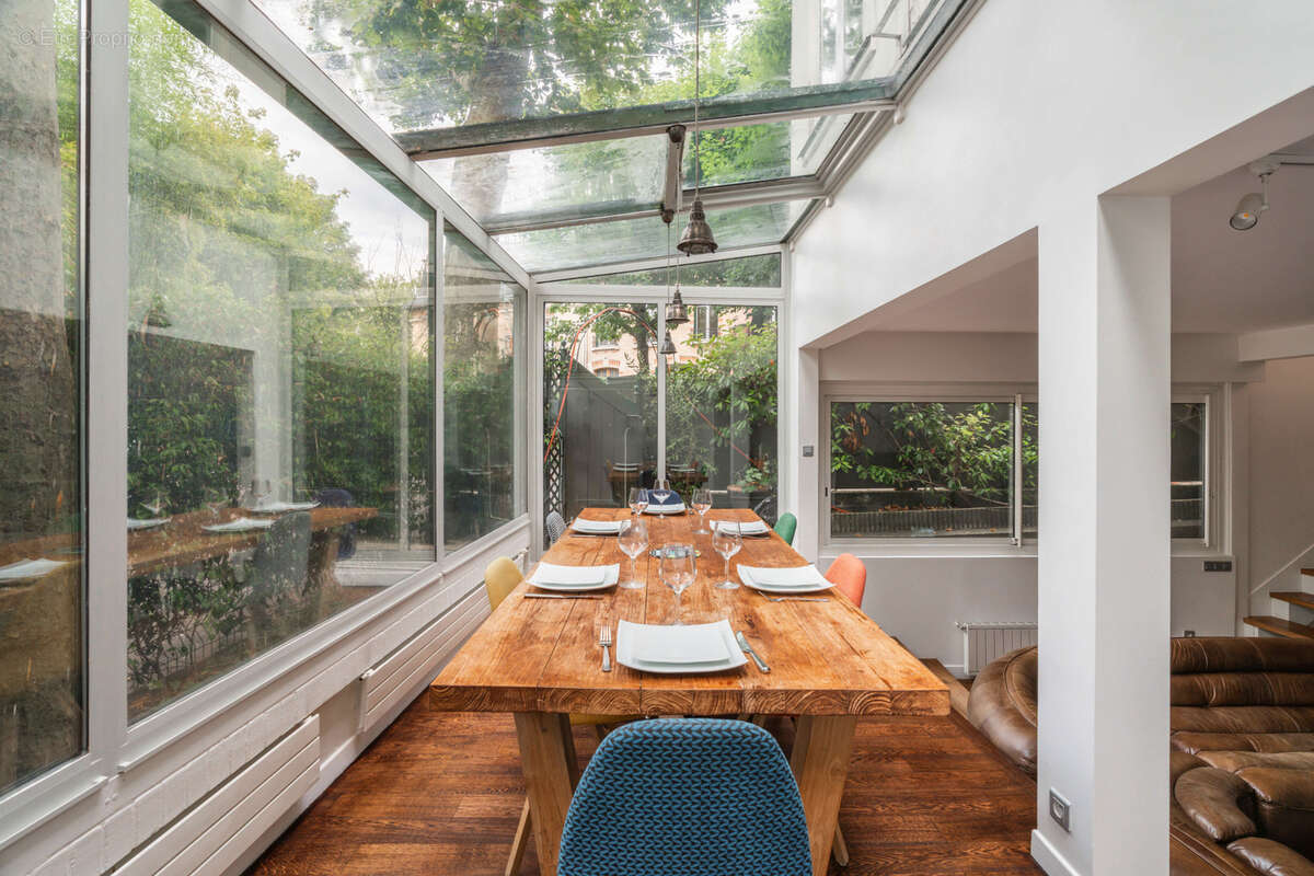 Maison à PARIS-17E
