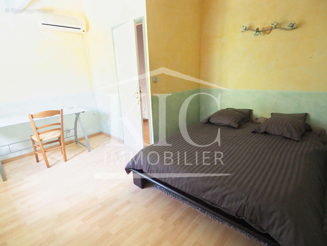 PROCHE CARCASSONNE - Maison 118 m2 4 chambres - Jardin, piscine, garage. - photo 7