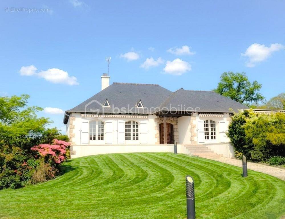 Maison à CHATILLON-EN-VENDELAIS
