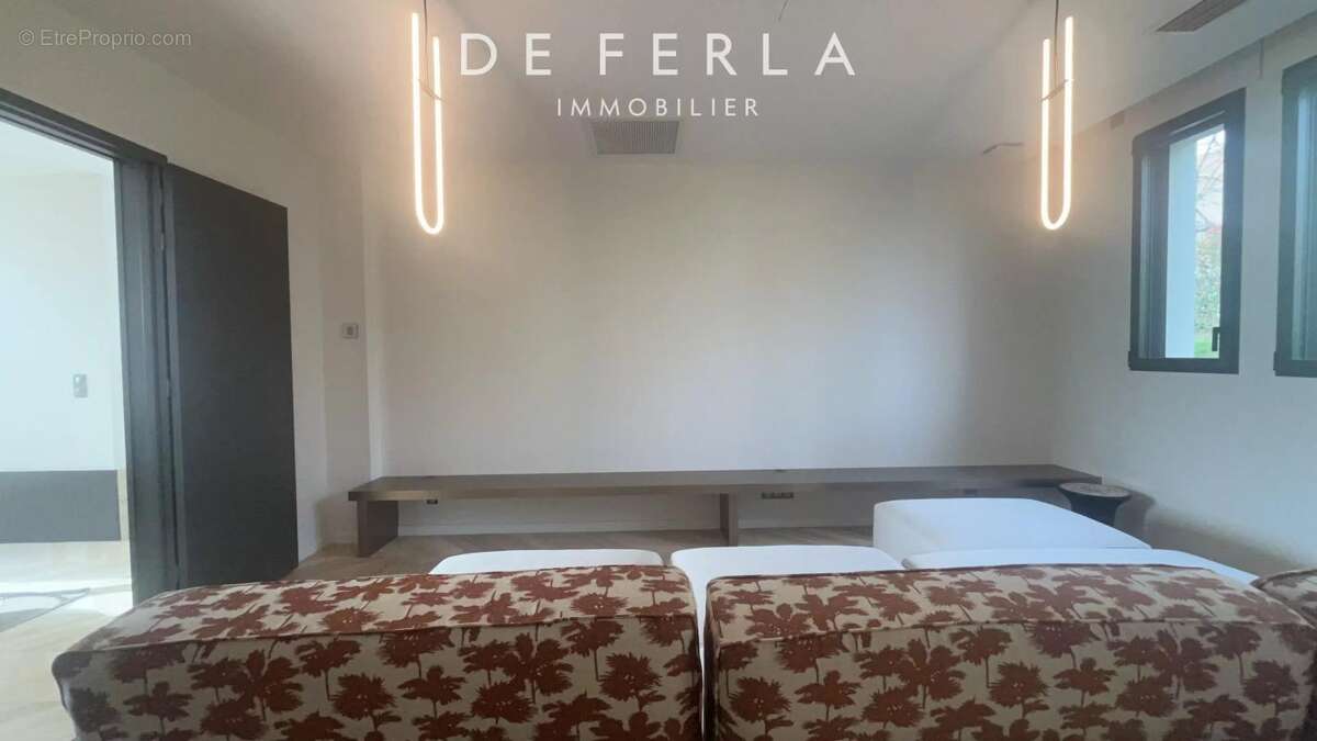 Maison à MAGNY-LE-HONGRE