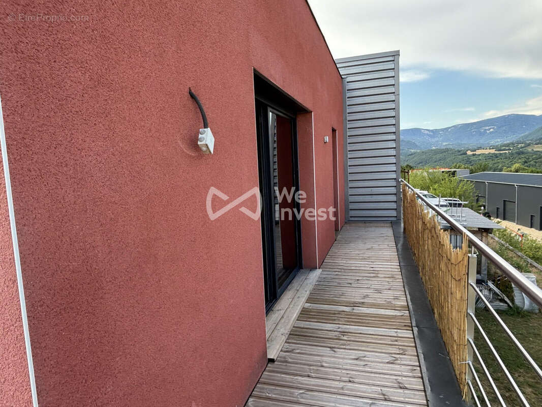 Commerce à LANCRANS