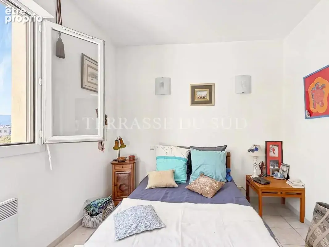 Vente Appartement T2/3 de 58 m2 LC avec Grande Terrasse, Parking Privatif et Cave - Montolivet Marseille 12 - photo 14