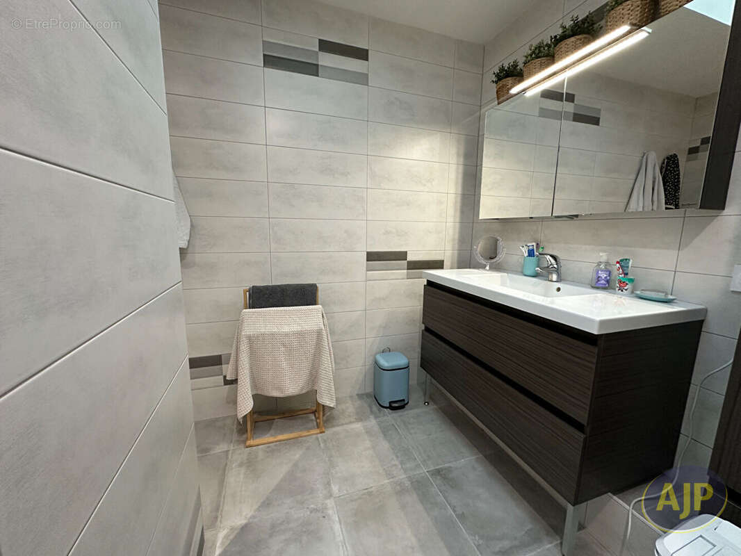Appartement à JONZAC