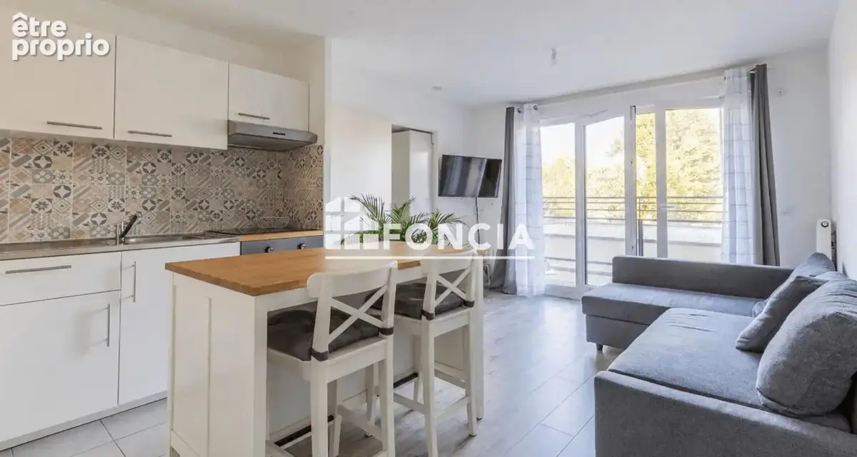 Appartement 2 pièces au calme - intérieur en excellent état - photo 2