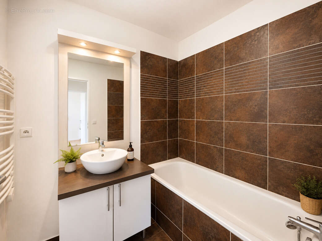Maison 64 m² à Montelimar  - photo 11