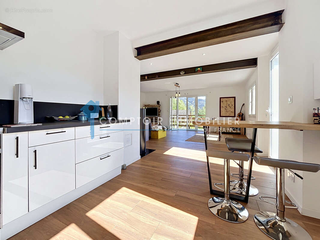 Appartement à LE SAPPEY-EN-CHARTREUSE