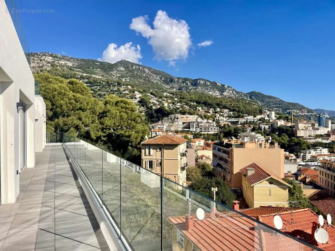 Appartement à BEAUSOLEIL