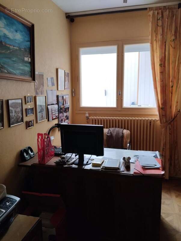 Maison à CHEF-BOUTONNE