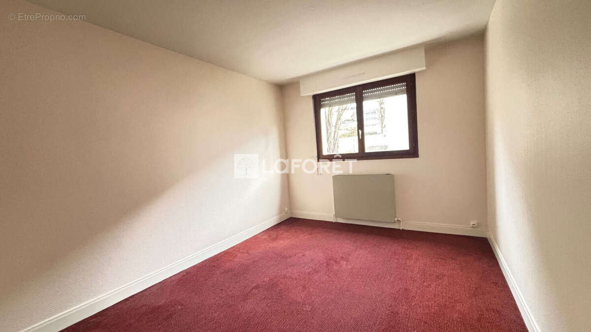 Appartement à PARIS-20E