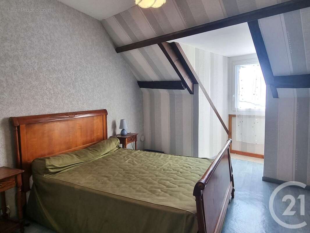 Maison à COSNE-COURS-SUR-LOIRE